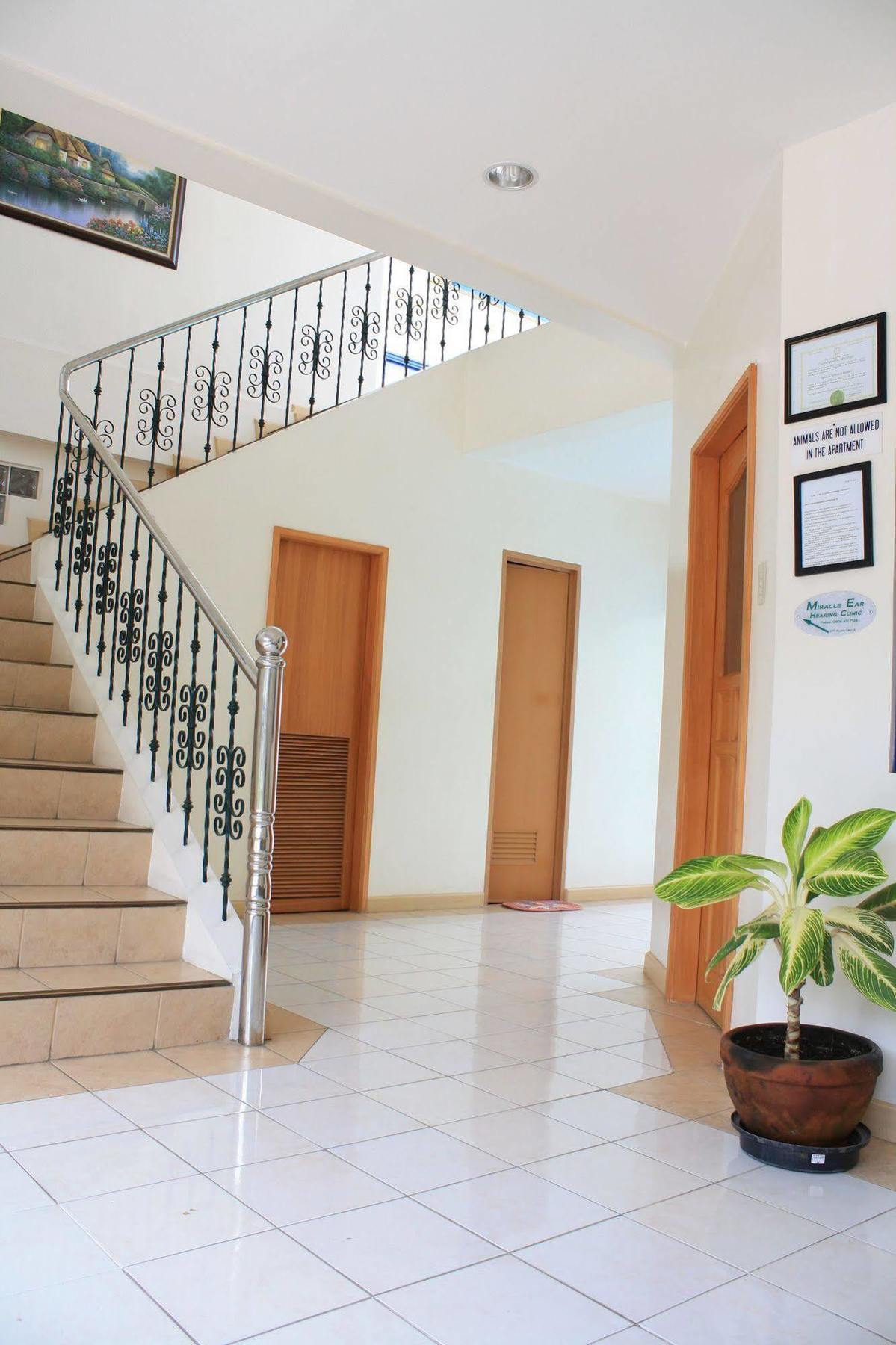 Dumaguete Springs Apartment Dumaguete City Extérieur photo