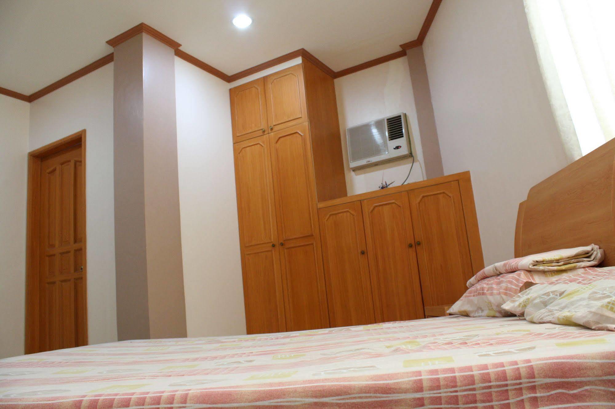 Dumaguete Springs Apartment Dumaguete City Extérieur photo